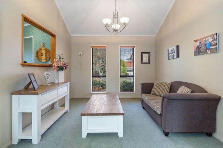 Photo of property in 19 Silva Crescent, Riverlea, Hamilton, 3216