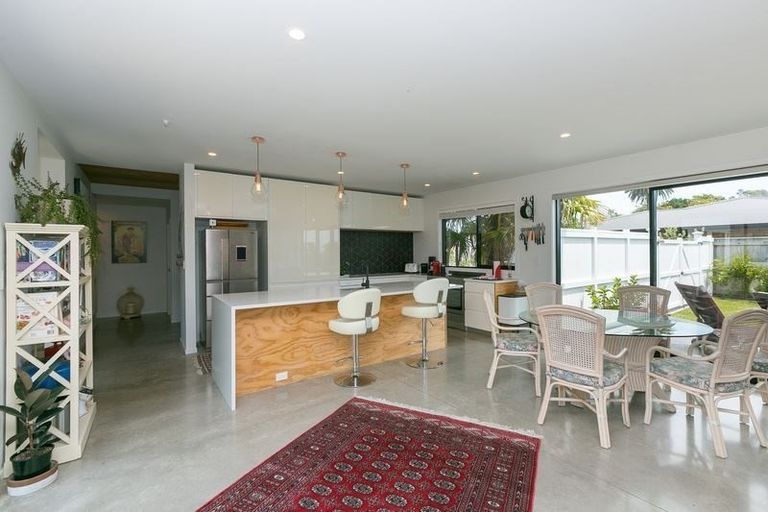 Photo of property in 9 Keene Drive, Bell Block, New Plymouth, 4312