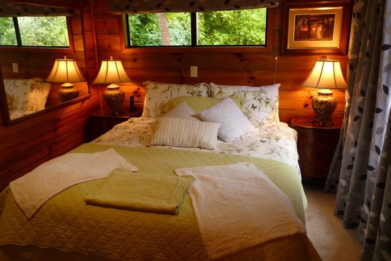 Photo of property in 16 Tombleson Road, Lake Rotoma, Rotorua, 3074