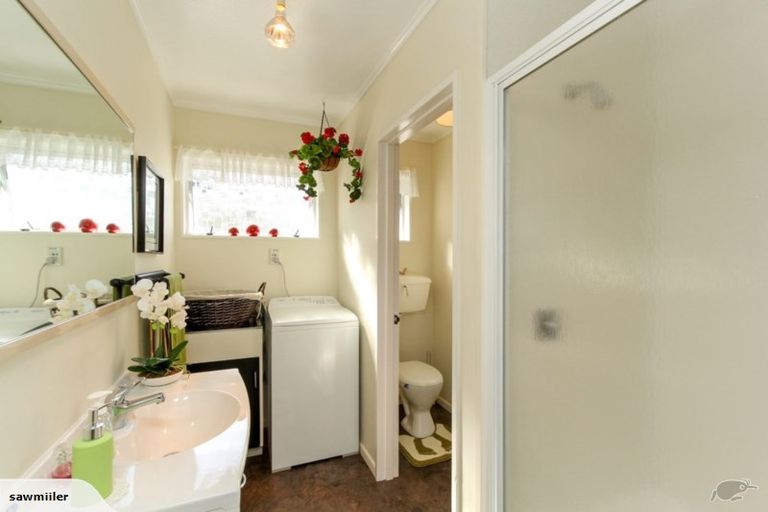 Photo of property in 6 Waterloo Place, Westown, New Plymouth, 4310