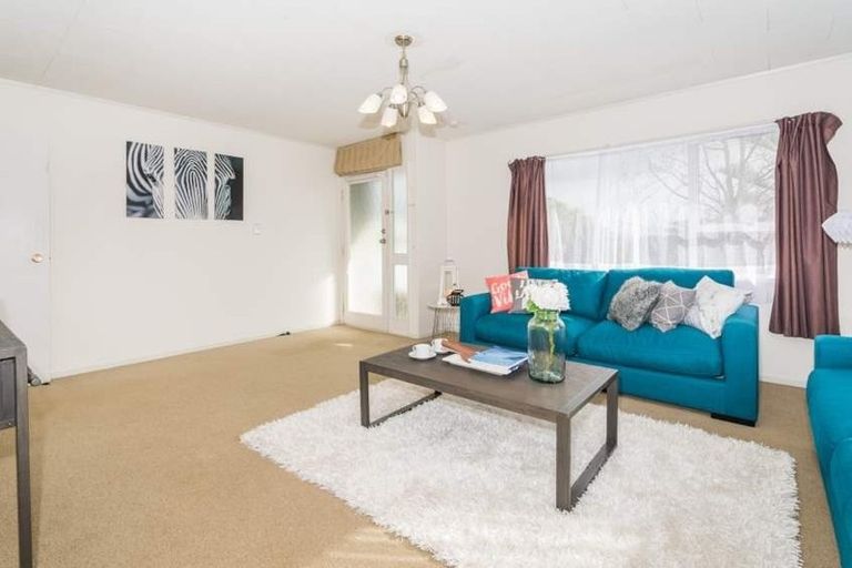 Photo of property in 5 Santiago Crescent, Unsworth Heights, Auckland, 0632
