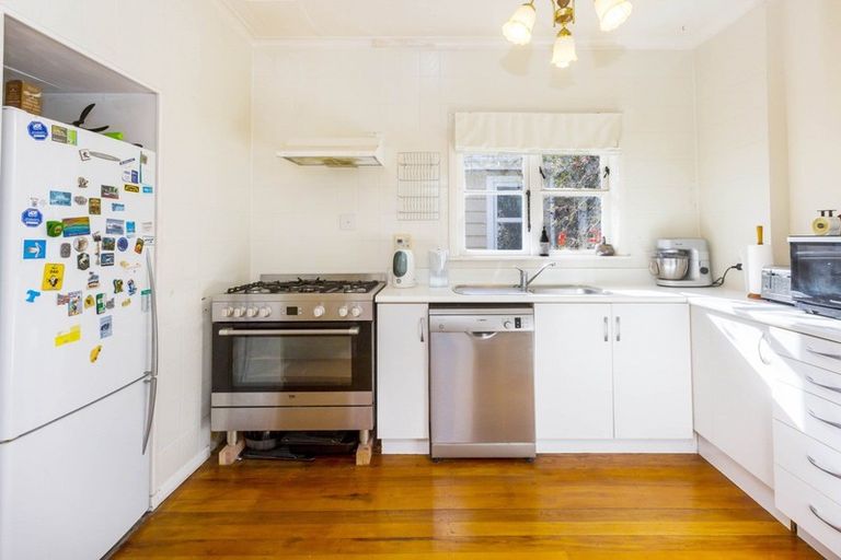 Photo of property in 7 York Avenue, Heretaunga, Upper Hutt, 5018