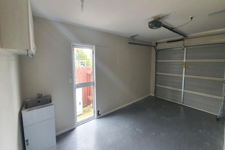 Photo of property in 1/6 Pukeko Place, Papatoetoe, Auckland, 2025