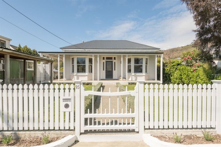 Photo of property in 95 Kawai Street, Nelson South, Nelson, 7010