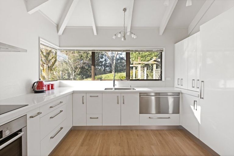 Photo of property in 6 Nilgiri Road, Poraiti, Napier, 4182