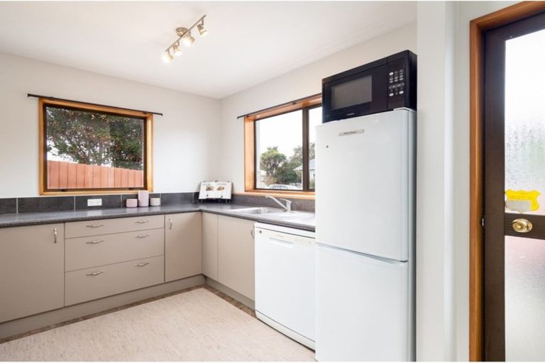 Photo of property in 21 Deyell Crescent, Sydenham, Christchurch, 8023