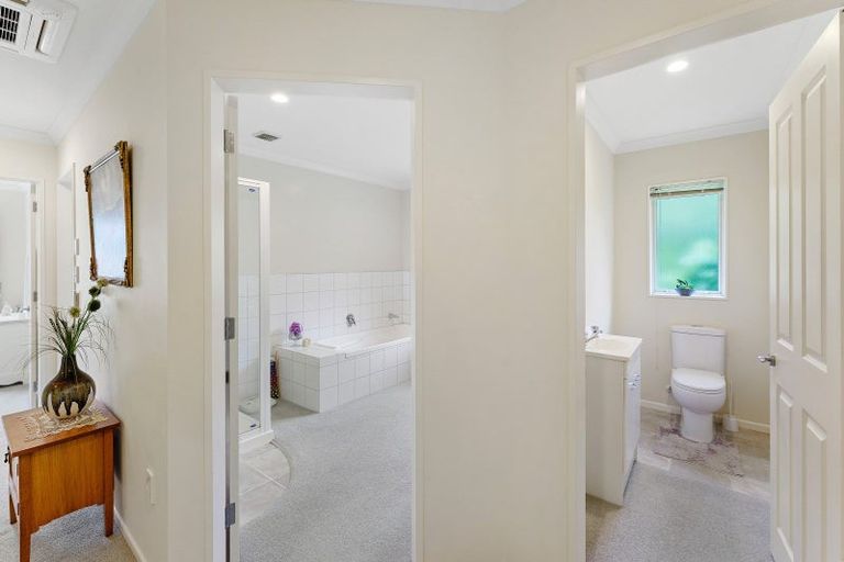 Photo of property in 7 Westpeak Way, Otaki, 5512