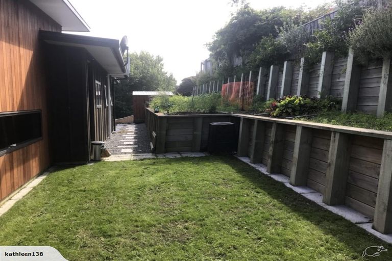 Photo of property in 55 Pitcairn Street, Oakura, 4314