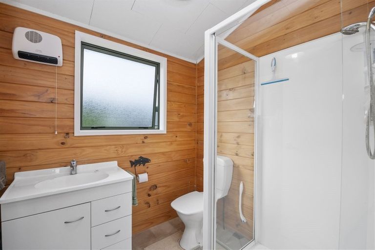 Photo of property in 55 Parekaawa Drive, Motuoapa, 3382