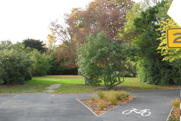 Photo of property in 10 Kirkwood Avenue, Upper Riccarton, Christchurch, 8041