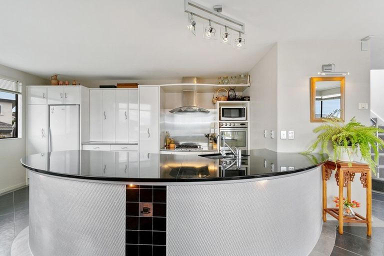 Photo of property in 1/72 Harvey Street, Waipahihi, Taupo, 3330