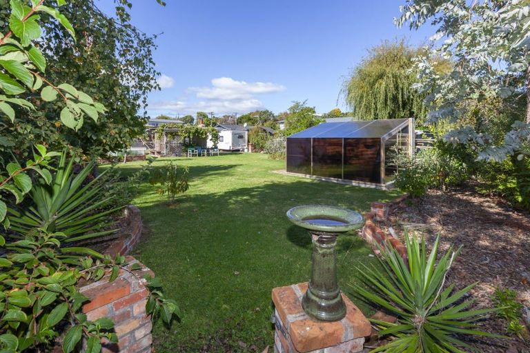Photo of property in 16 Ruru Road, Otaihanga, Paraparaumu, 5036