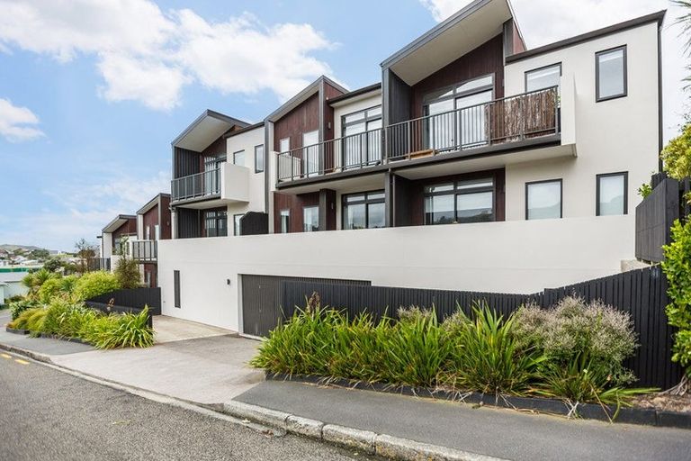 Photo of property in 1/2 Hindmarsh Street, Johnsonville, Wellington, 6037