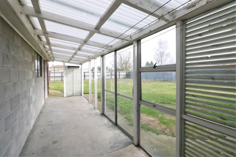 Photo of property in 17 Queen Street, Pareora, 7912