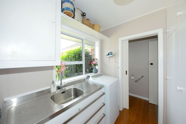 Photo of property in 4 Grahams Road, Ilam, Christchurch, 8041