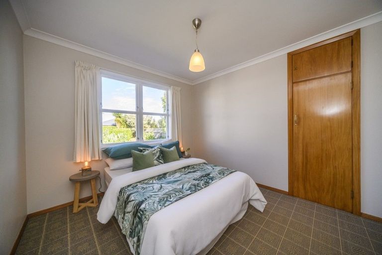 Photo of property in 6 Ruha Street, West End, Palmerston North, 4412
