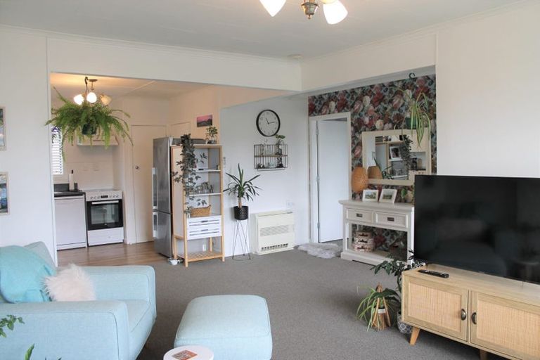 Photo of property in 52 John Street, Winton, 9720