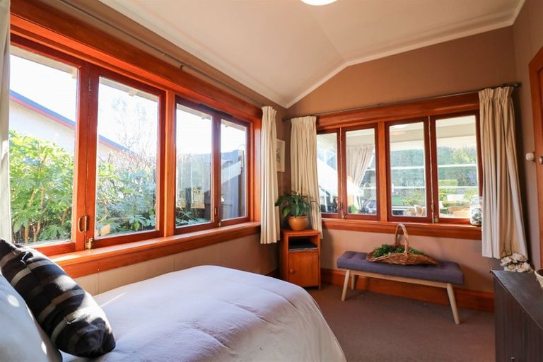 Photo of property in 5 Cameron Street, Seaview, Timaru, 7910