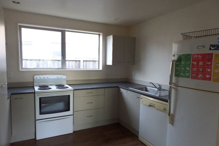 Photo of property in 5b Paeroa Street, Riccarton, Christchurch, 8041