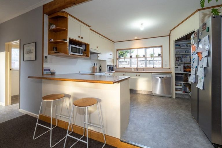 Photo of property in 17 Cameron Street, Ashburton, 7700