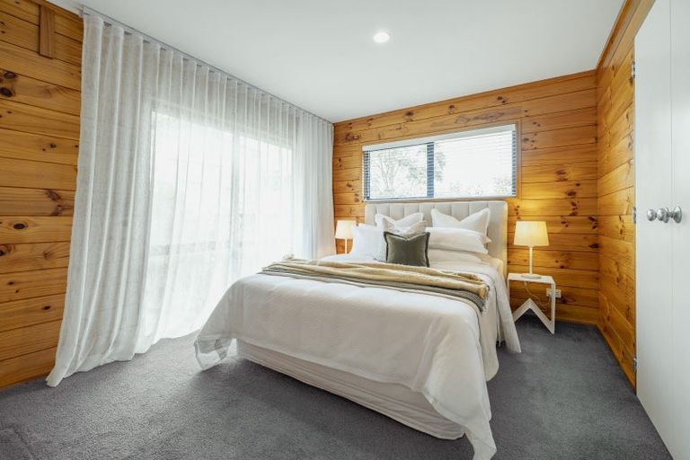 Photo of property in 21a Fraser Road, Narrow Neck, Auckland, 0624