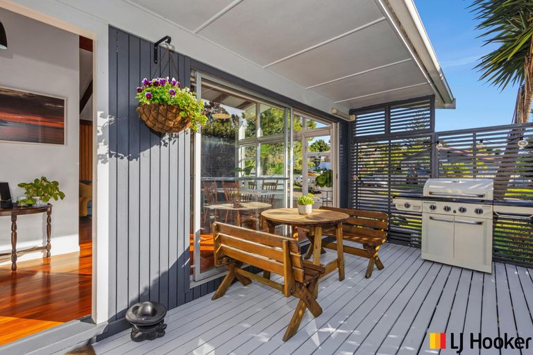 Photo of property in 23 Kahurangi Place, Hillpark, Auckland, 2102