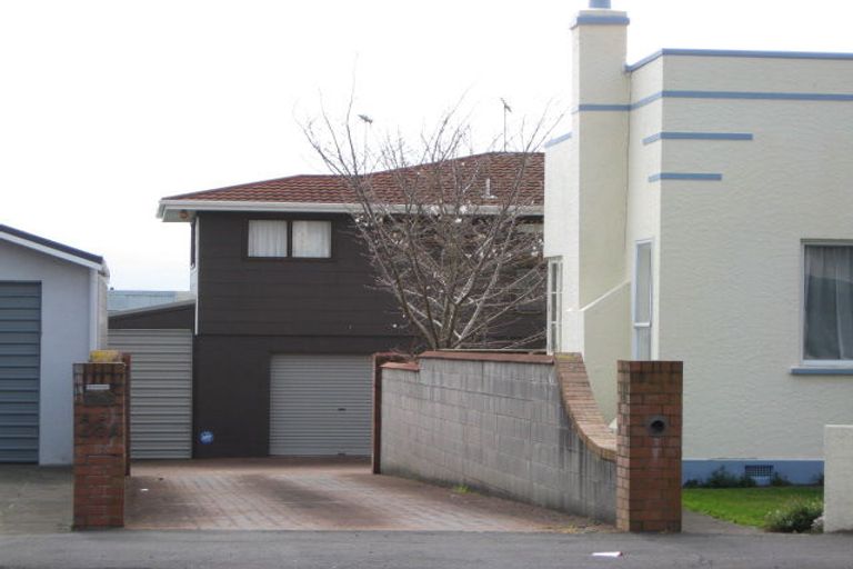 Photo of property in 26 Breakwater Road, Moturoa, New Plymouth, 4310