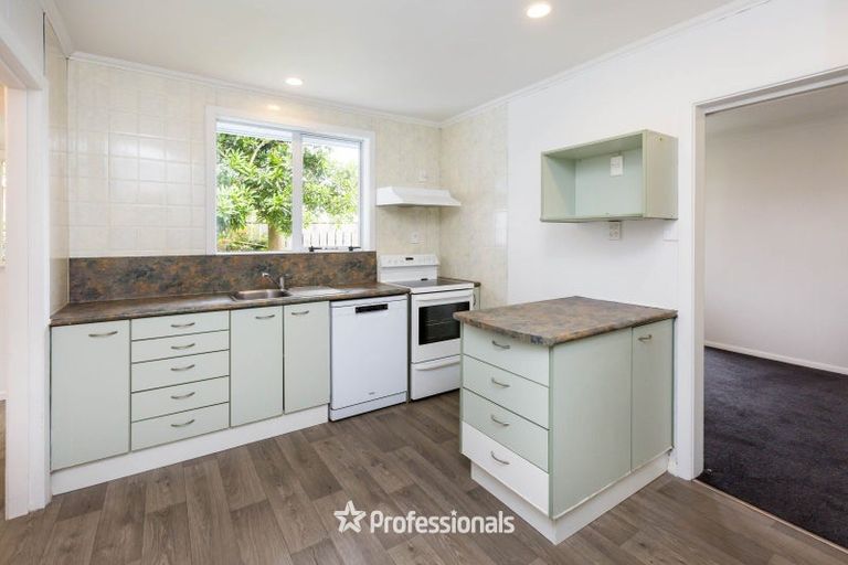 Photo of property in 122 Mcleod Street, Elderslea, Upper Hutt, 5018