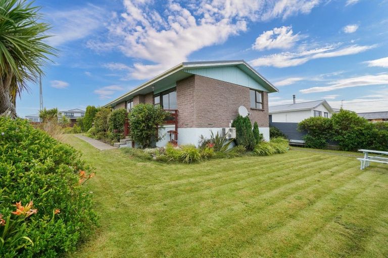 Photo of property in 32 Enniskillen Street, Clifton, Invercargill, 9812