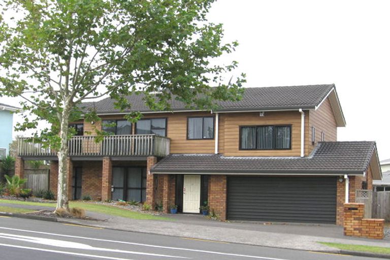 Photo of property in 54 Marina View Drive, West Harbour, Auckland, 0618