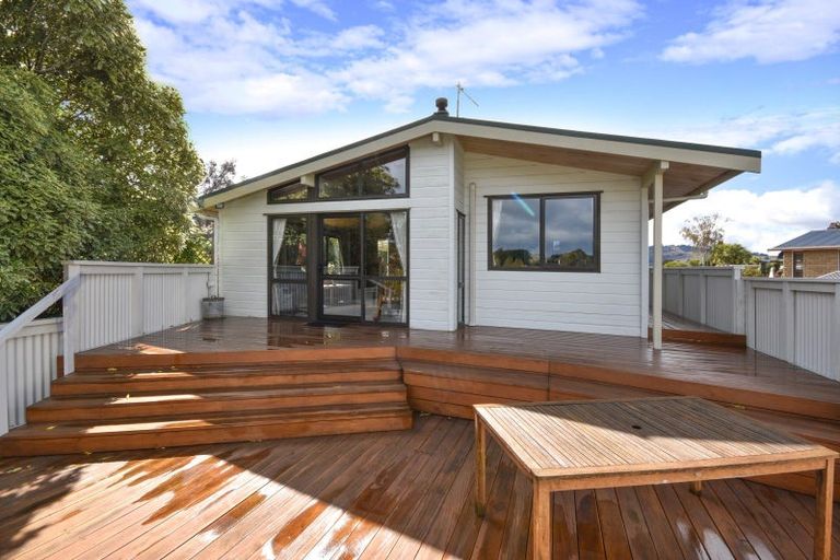 Photo of property in 20 Estuary Crescent, Fairfield, Dunedin, 9018