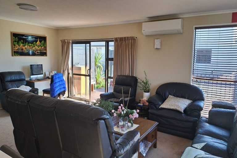 Photo of property in 288 Marine Parade, New Brighton, Christchurch, 8061