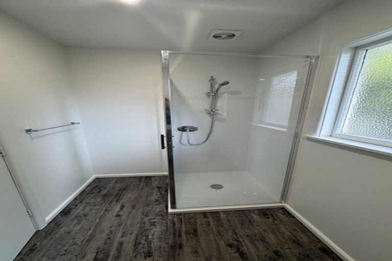 Photo of property in 4 Gladson Avenue, Sockburn, Christchurch, 8042