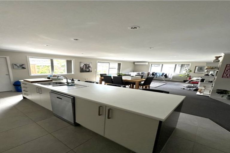 Photo of property in 5 Northbrook Glen, Flagstaff, Hamilton, 3210