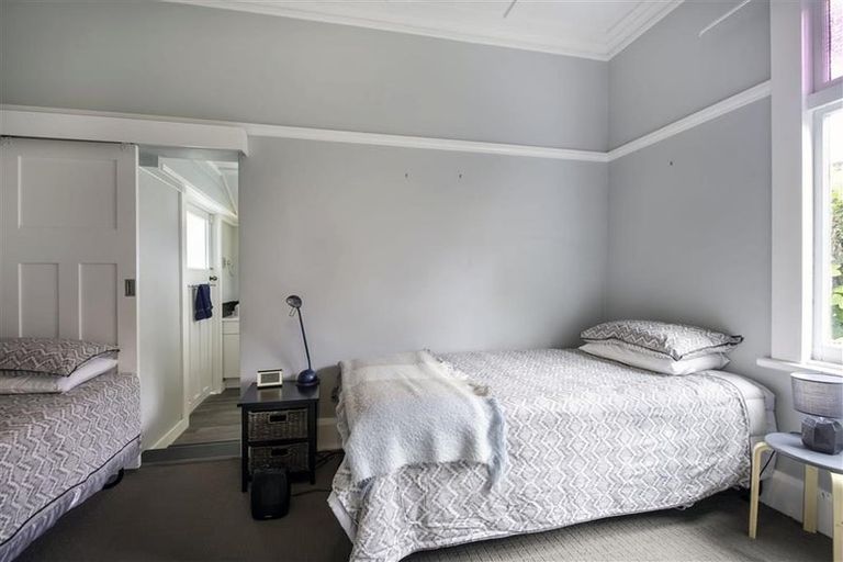 Photo of property in 25 Kennedy Road, Napier South, Napier, 4110