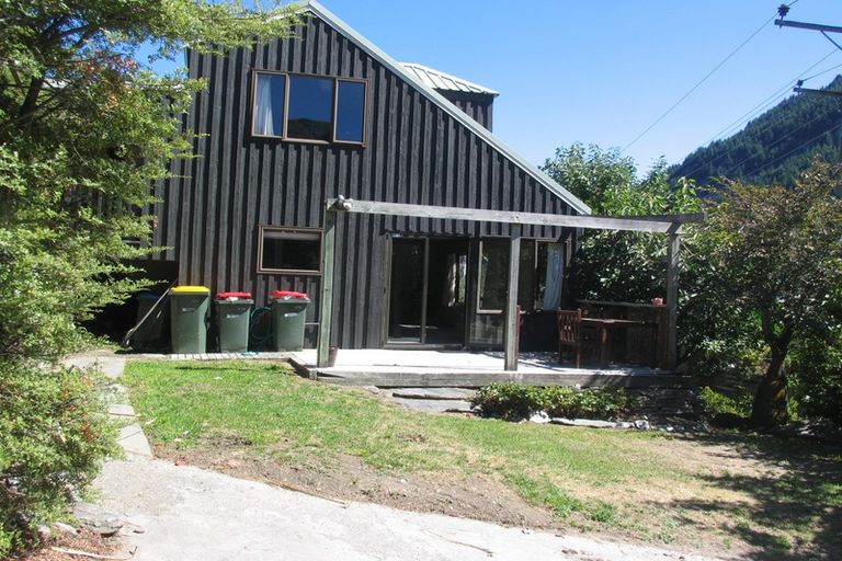 Photo of property in 217a Fernhill Road, Sunshine Bay, Queenstown, 9300