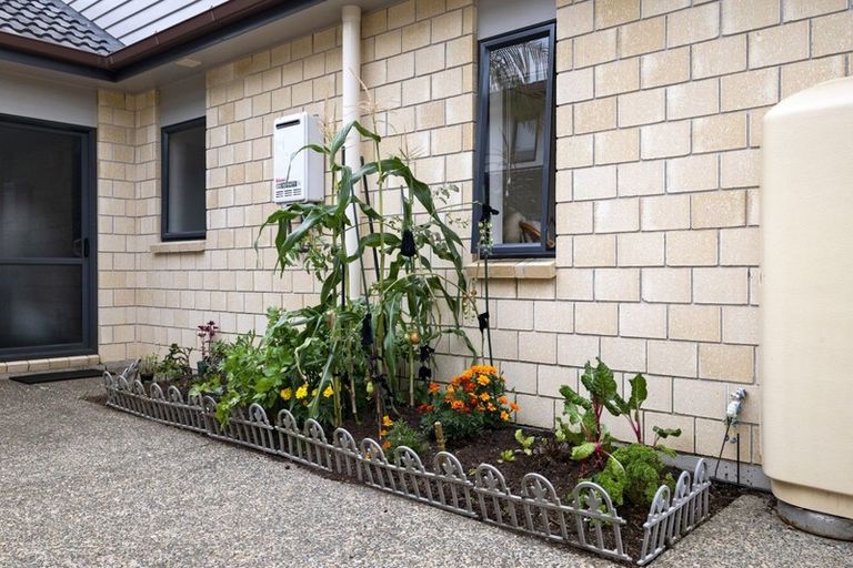 Photo of property in 21 Pine Harbour Parade, Beachlands, Auckland, 2018