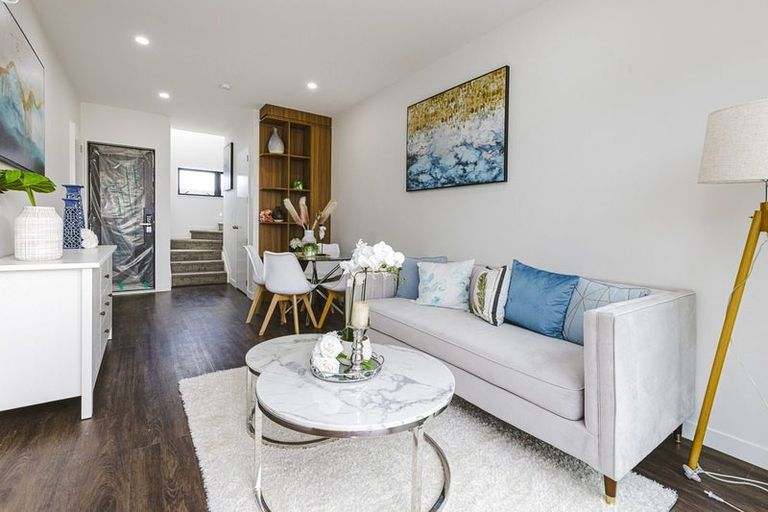 Photo of property in 8/32 Airfield Road, Takanini, 2112