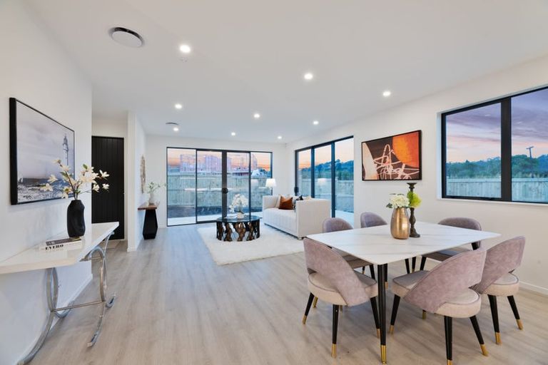 Photo of property in 7 Kiokio Place, Swanson, Auckland, 0614