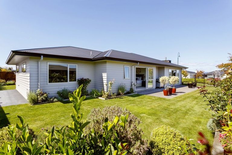 Photo of property in 16 Royal Coachman Drive, Nukuhau, Taupo, 3330