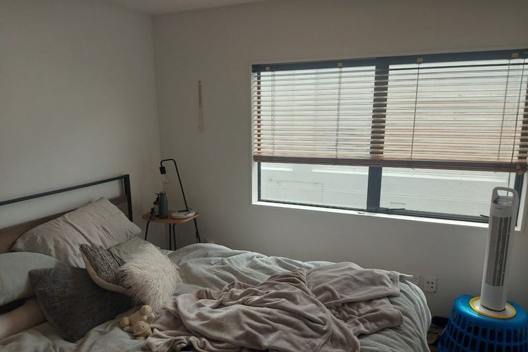 Photo of property in 5/7 Hall Avenue, Newtown, Wellington, 6021