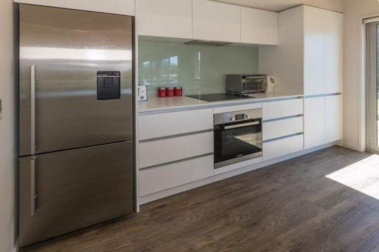 Photo of property in 19a Old Station Avenue, Wanaka, 9305