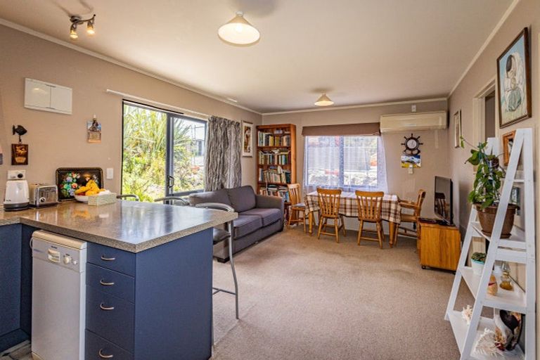 Photo of property in 25 Findlay Street, National Park, Owhango, 3989