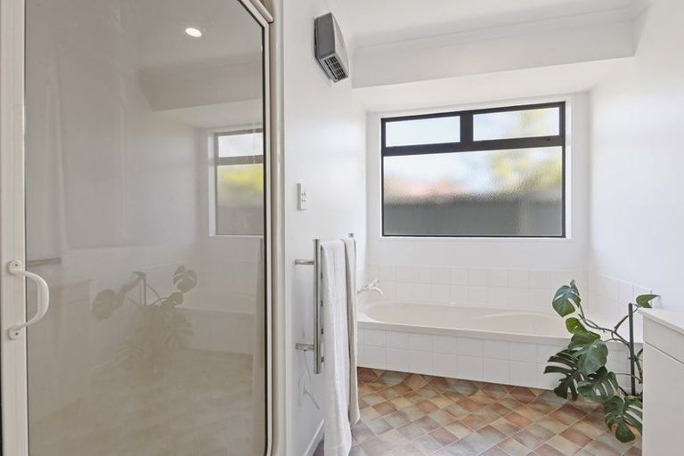 Photo of property in 1/14 Meadow Street, Papanui, Christchurch, 8052