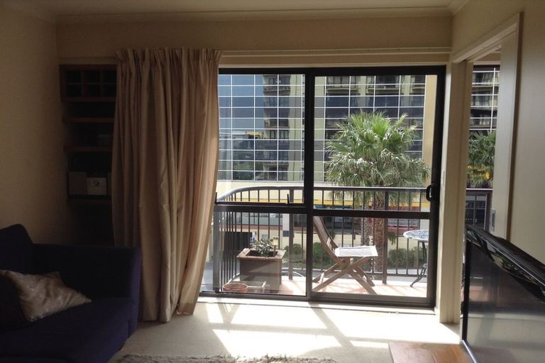 Photo of property in The Rennaissance, 5j/18 Ronwood Avenue, Manukau, Auckland, 2104