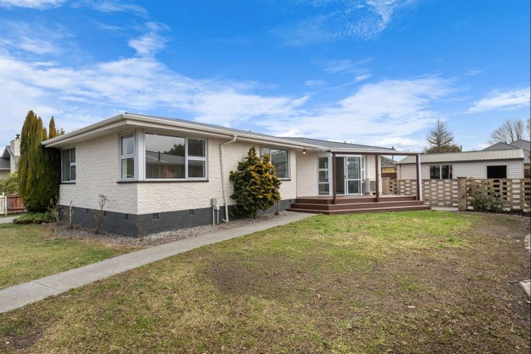 Photo of property in 67 Gladson Avenue, Sockburn, Christchurch, 8042