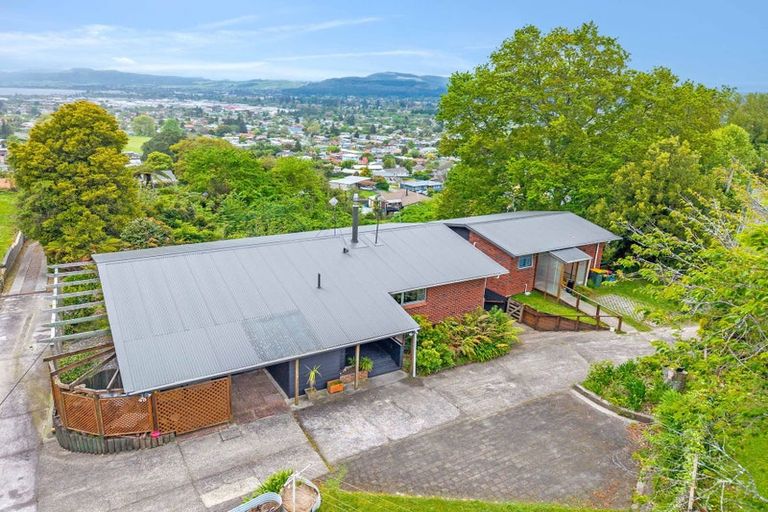 Photo of property in 45 Mountain Road, Western Heights, Rotorua, 3015
