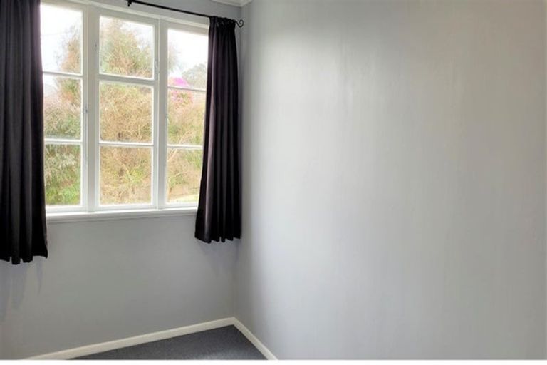 Photo of property in 12 Gear Terrace, Ranui, Porirua, 5024