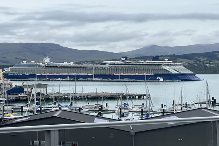 Photo of property in 1 Simeon Quay, Lyttelton, 8082