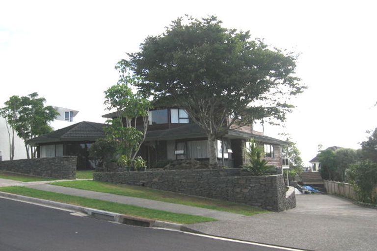 Photo of property in 62 Onetaunga Road, Chatswood, Auckland, 0626